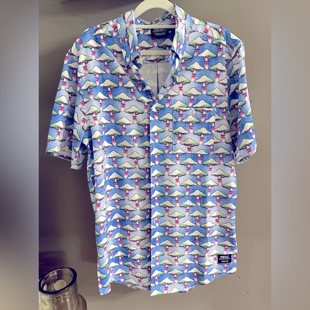 WESC BRAND UNISEX SHIRT